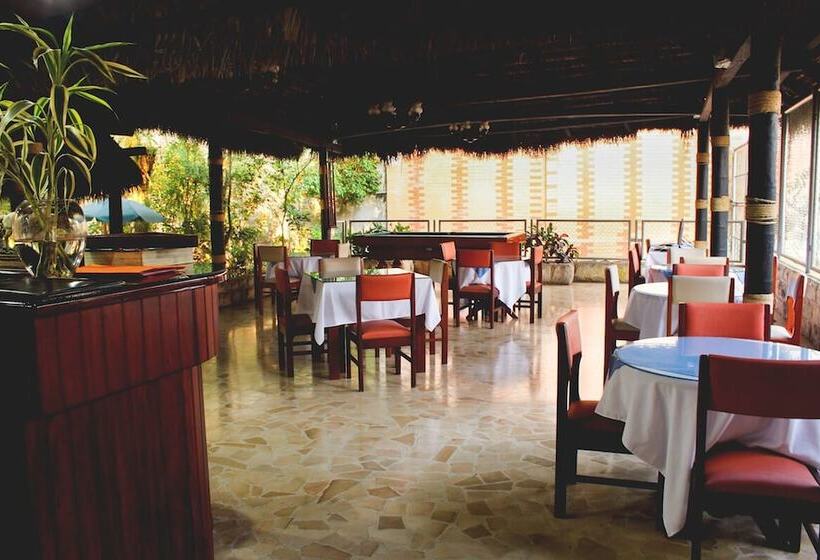 호텔 Arazá   Lago Agrio