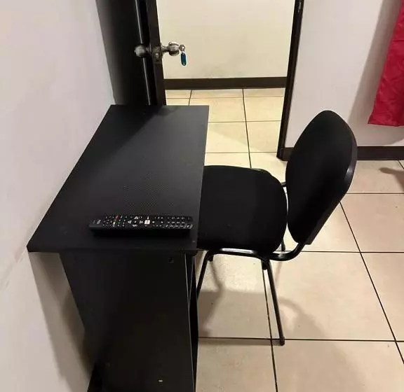 هتل La Fortuna Roja