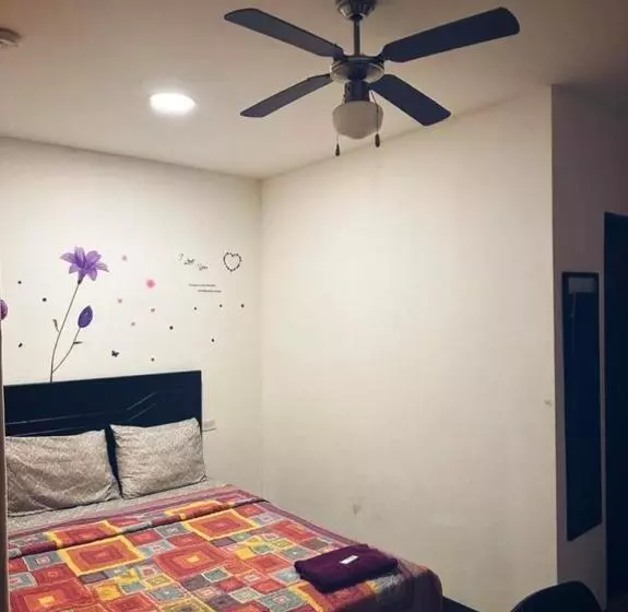 هتل La Fortuna Roja