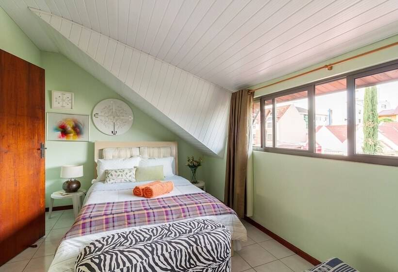 호텔 Hospedagem Three Little Birds