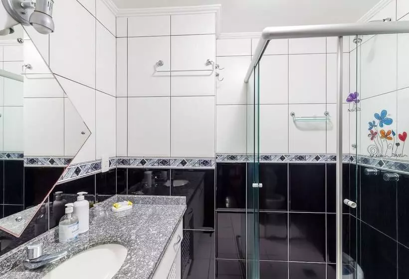 Hotelli Hospedagem Three Little Birds