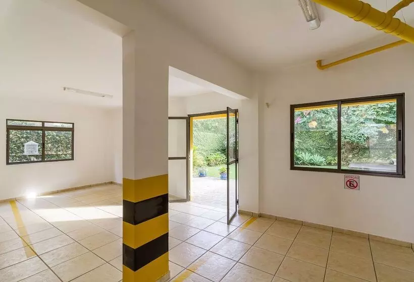 Hotelli Hospedagem Three Little Birds