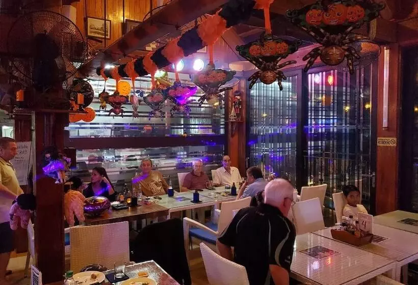 ホテル Palm Tree Resort And Restaurant