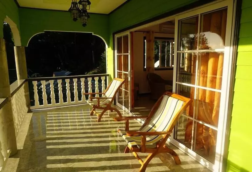 پانسیون Villa Hortensia