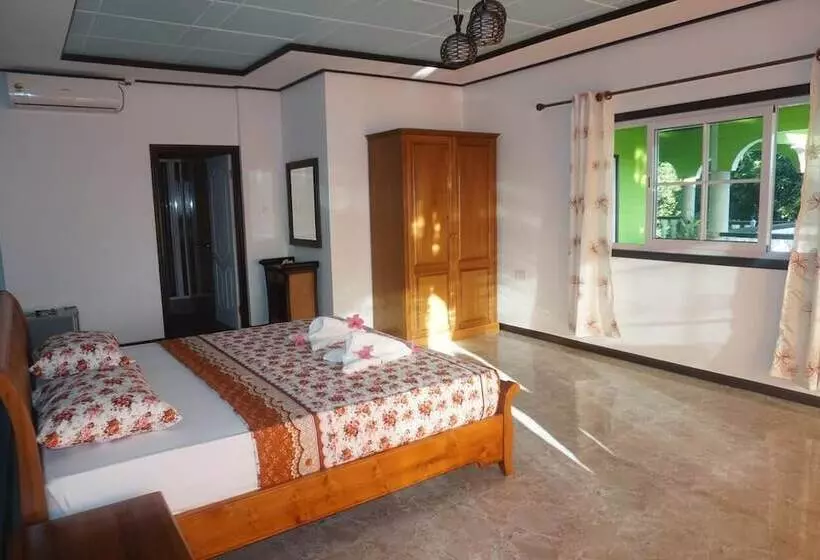 پانسیون Villa Hortensia