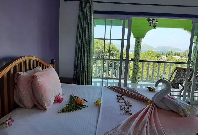 پانسیون Villa Hortensia