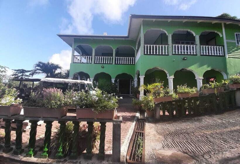 پانسیون Villa Hortensia