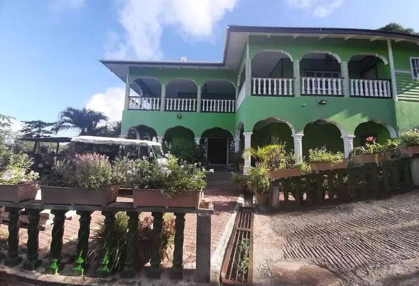 پانسیون Villa Hortensia