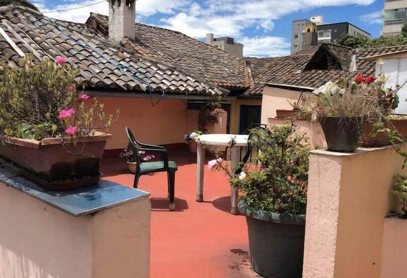 Casa Helbling Hostel