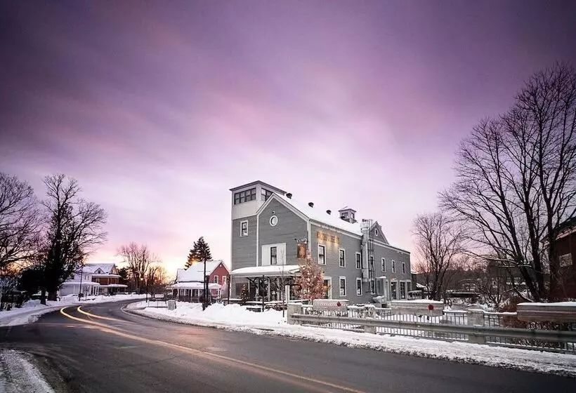 Hostelli Auberge Sutton Brouerie