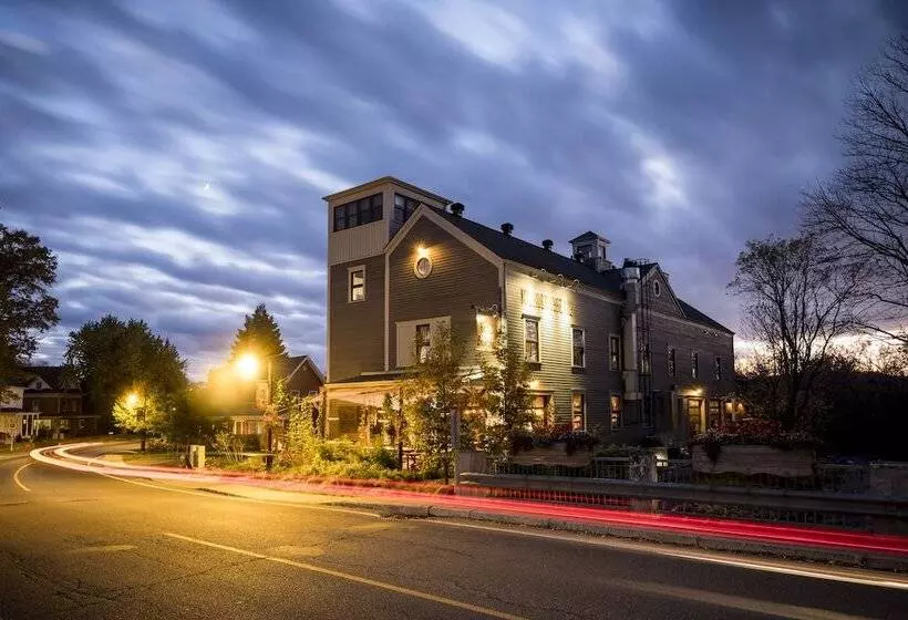 Hostelli Auberge Sutton Brouerie