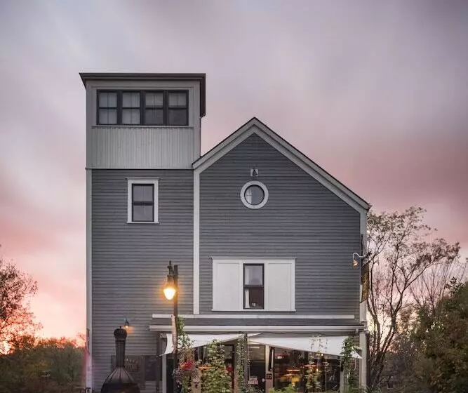 Hostelli Auberge Sutton Brouerie