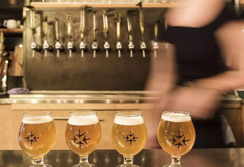 Hostelli Auberge Sutton Brouerie