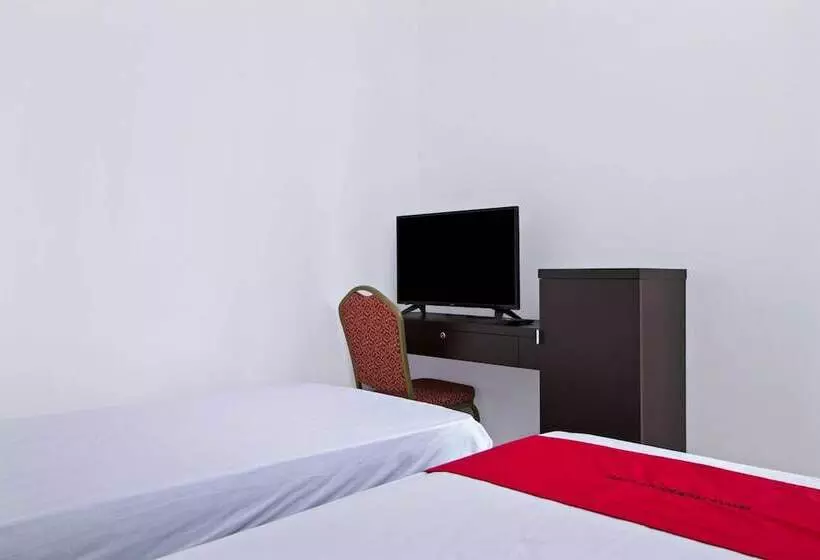 ホテル Reddoorz Plus Near Plaza Indonesia