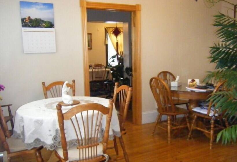 Glory Inn Downtown Bed & Breakfast