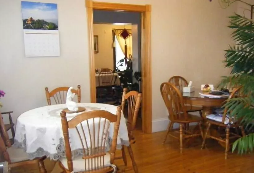 Glory Inn Downtown Bed & Breakfast