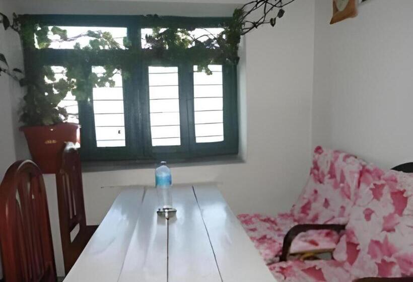 هتل Mountain View Lodge