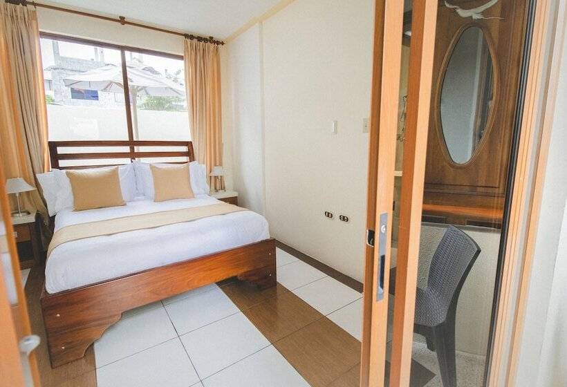 בית מלון כפרי Palace Galapagos