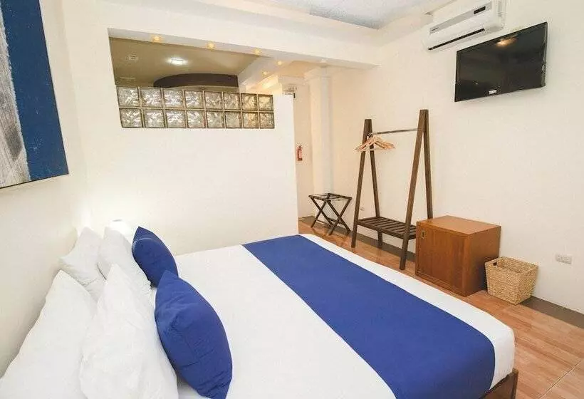 هتل Palace Galapagos