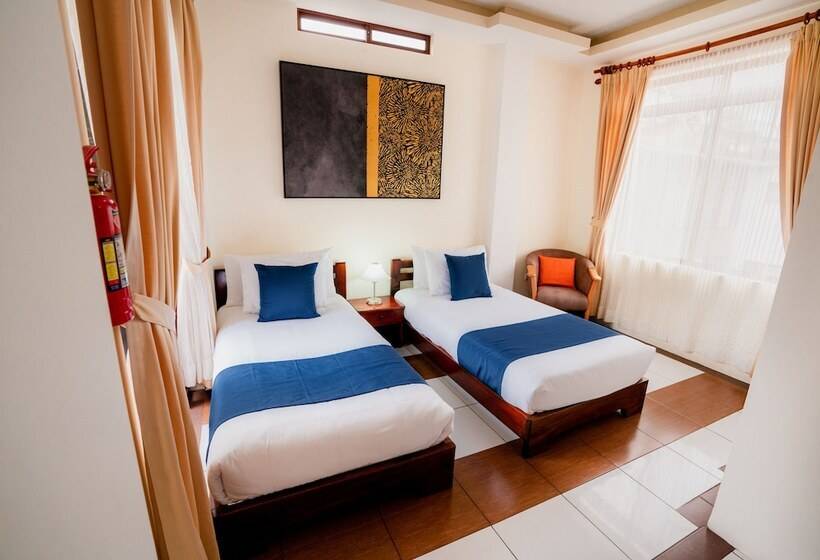 בית מלון כפרי Palace Galapagos