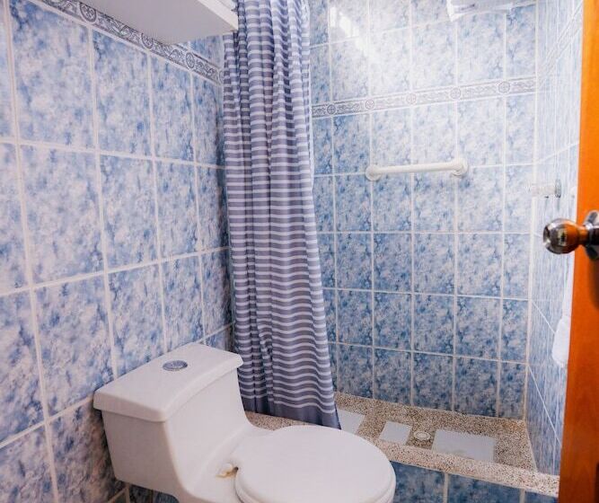 בית מלון כפרי Palace Galapagos