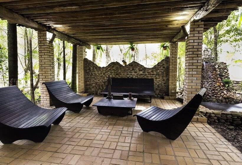 Отель Pousada Camury