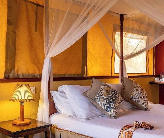 هتل Sentrim Tsavo Lodge