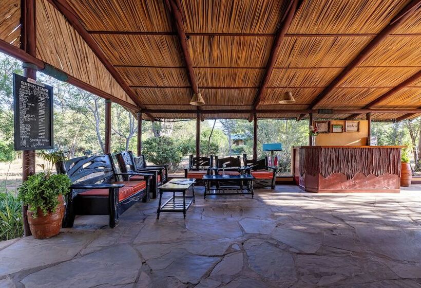 هتل Sentrim Tsavo Lodge