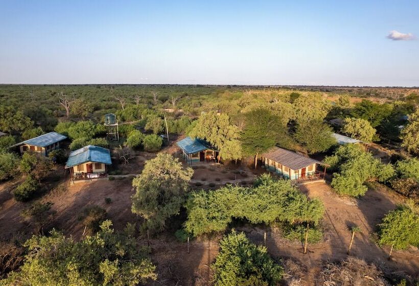 هتل Sentrim Tsavo Lodge