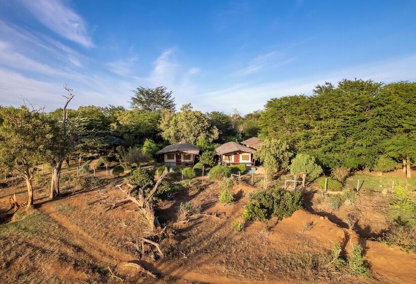 هتل Sentrim Tsavo Lodge