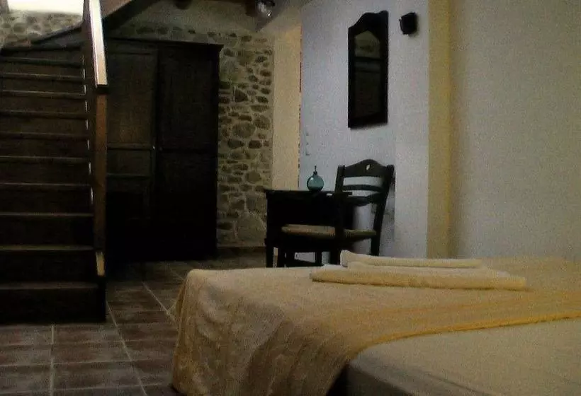 Ksa Sou Traditional Guesthouses