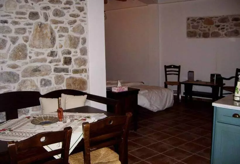 Ksa Sou Traditional Guesthouses