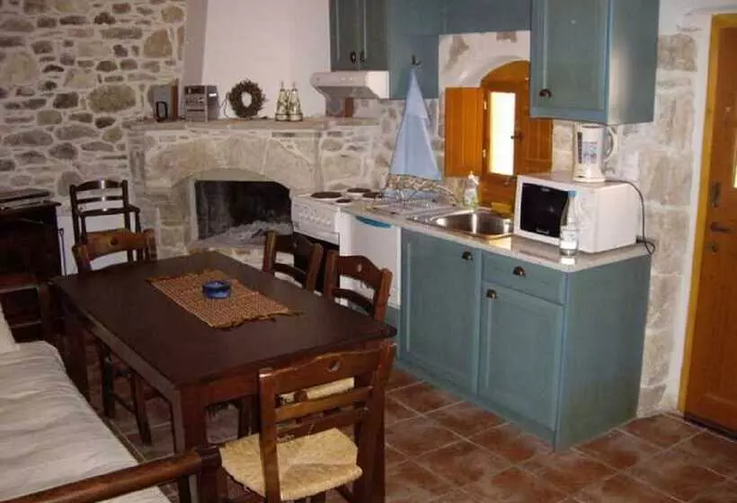 Ksa Sou Traditional Guesthouses