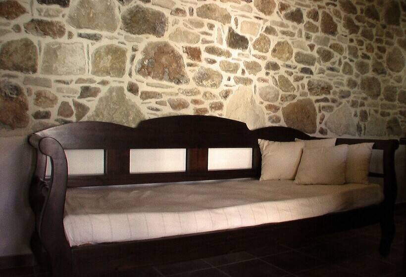 Ksa Sou Traditional Guesthouses