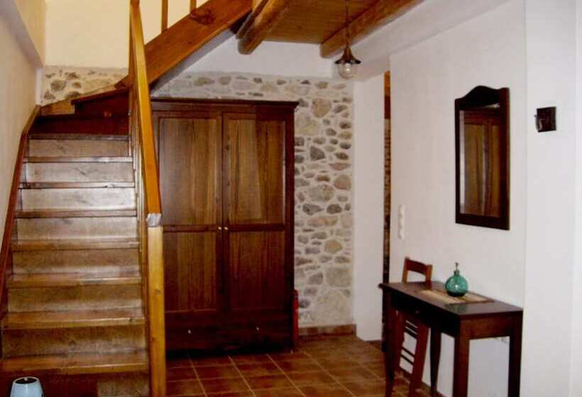 Ksa Sou Traditional Guesthouses