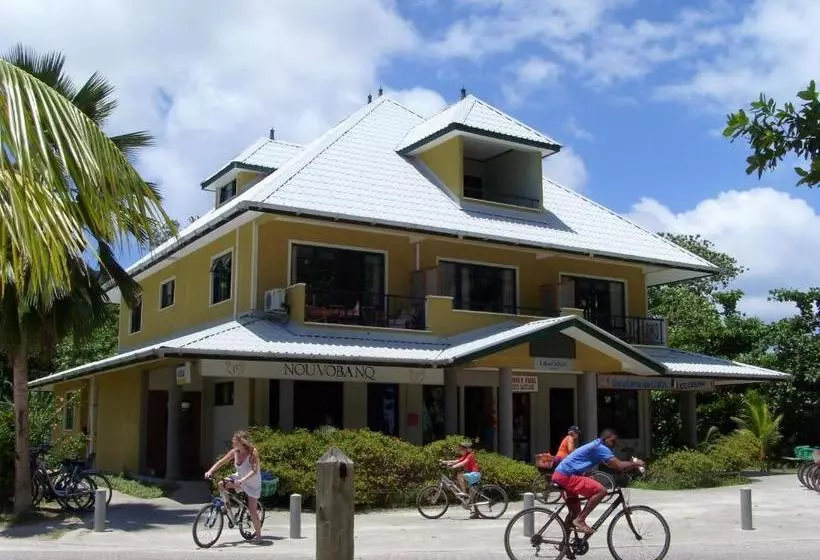 پانسیون Lakaz Safran