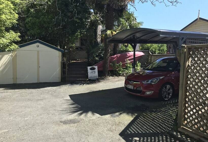 צימר Baywick Inn