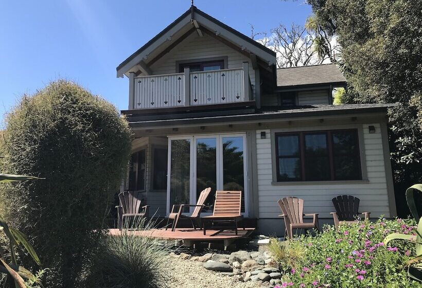 צימר Baywick Inn