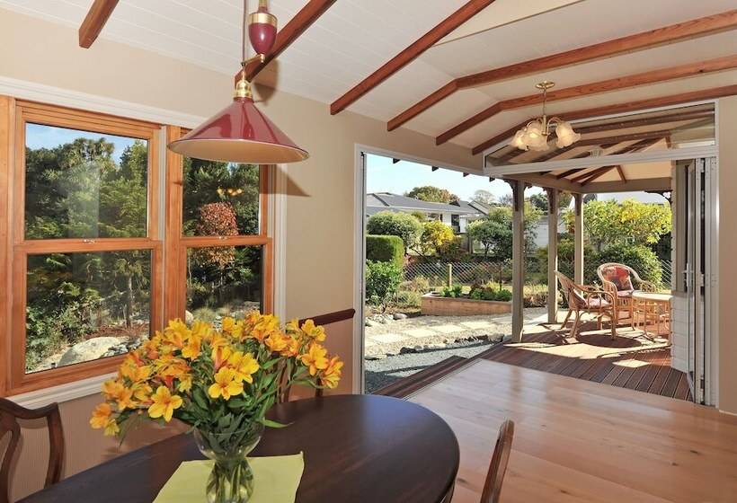 צימר Baywick Inn