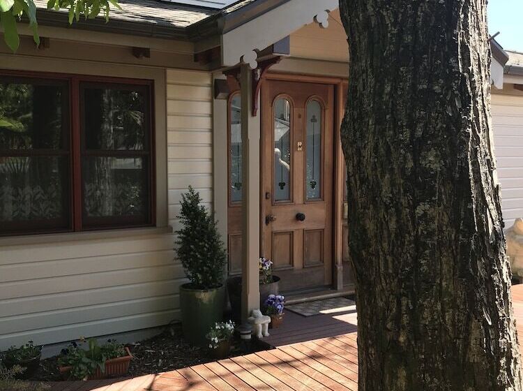 צימר Baywick Inn