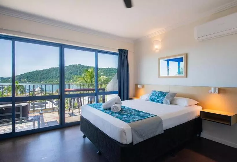 Coral Sea Vista Apartments