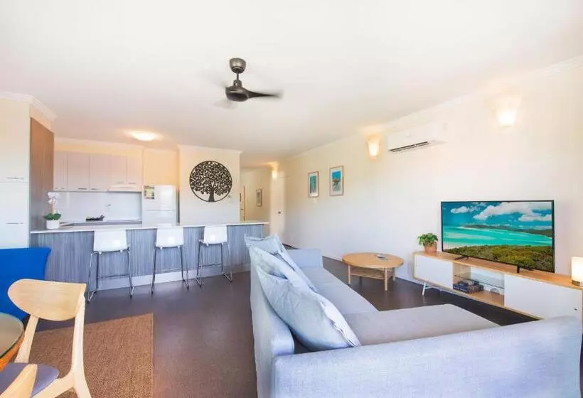 Coral Sea Vista Apartments