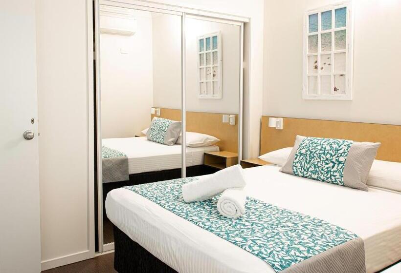 Coral Sea Vista Apartments