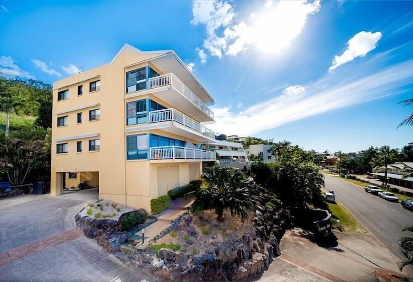 Coral Sea Vista Apartments