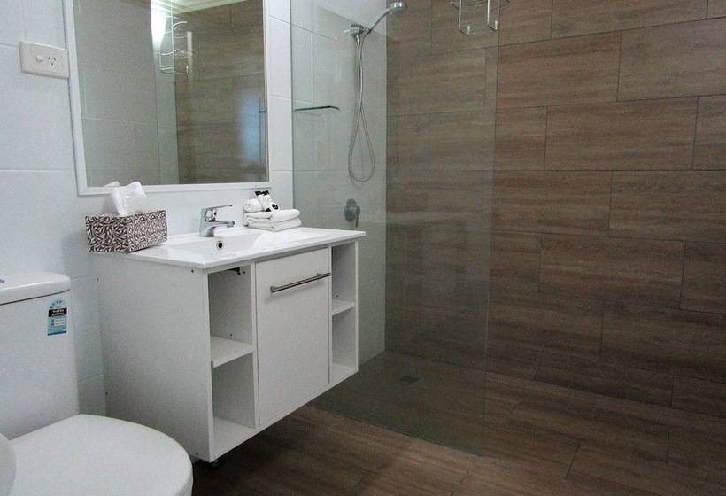 Coral Sea Vista Apartments