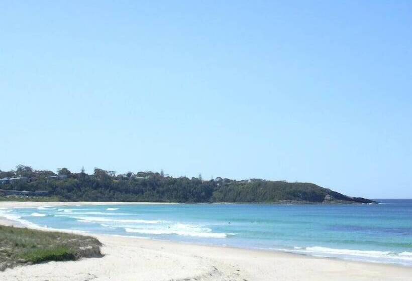 Mollymook Cove Apartments