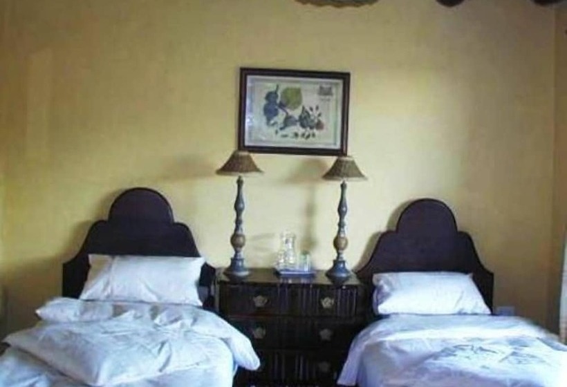 פנסיון Gunyatoo Trout Farm & Guest Lodge