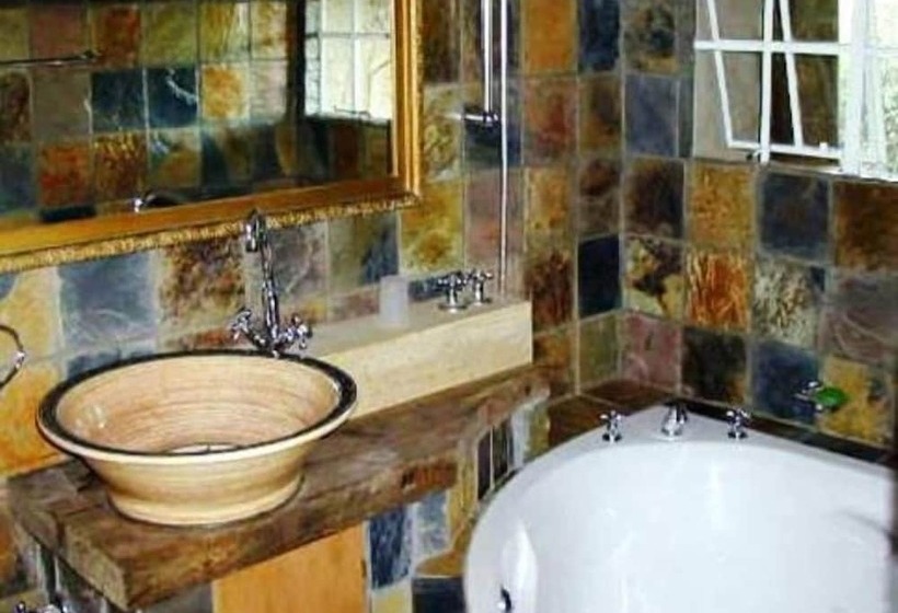 פנסיון Gunyatoo Trout Farm & Guest Lodge