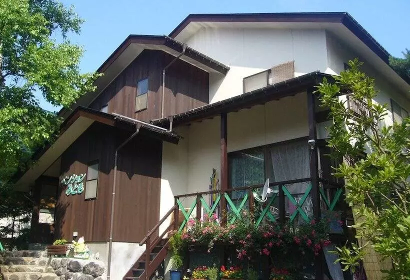 旅館 Kusatsuonsen Pension Mitomo