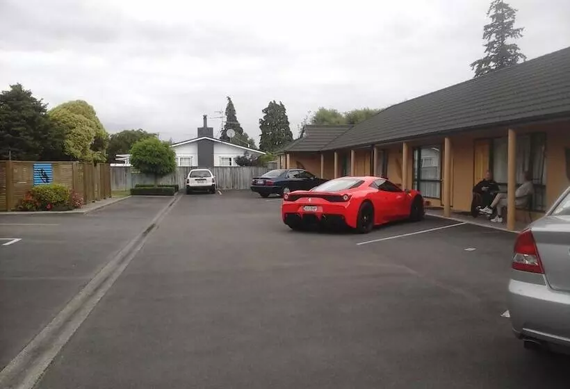 South Park Motel